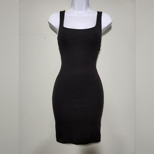 Sculpted ribbed dress